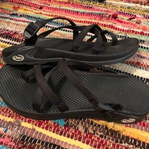 Black Ladies Chacos